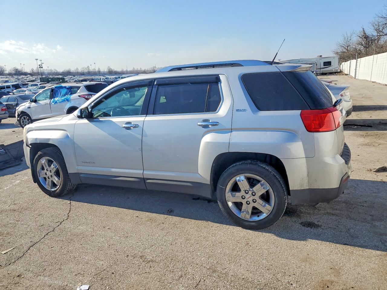 2012 GMC TERRAIN SLT photo 3