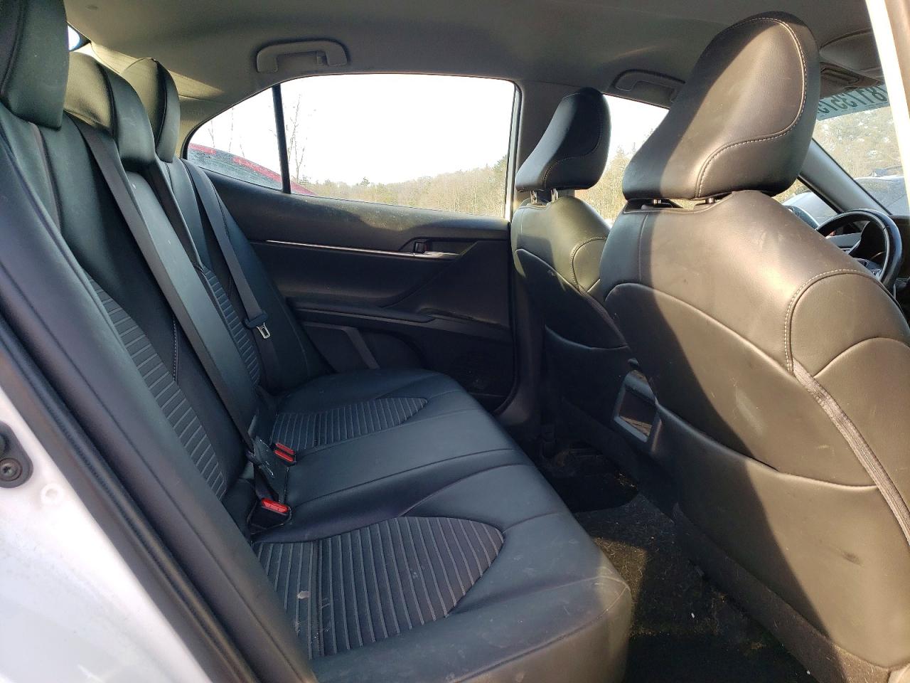 2021 TOYOTA CAMRY SE photo 10