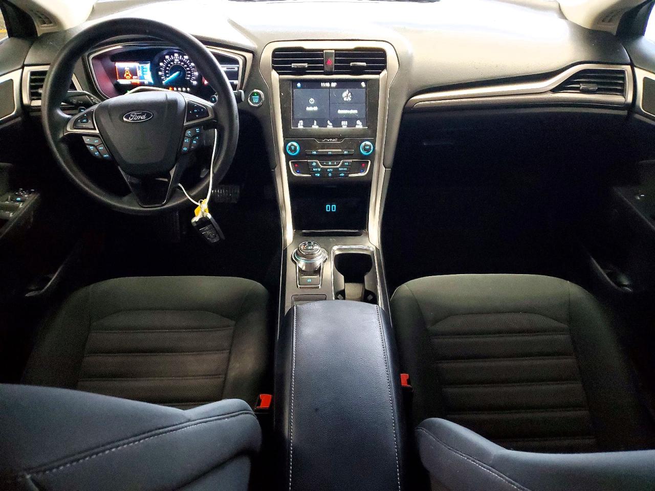 2019 FORD FUSION SE photo 15