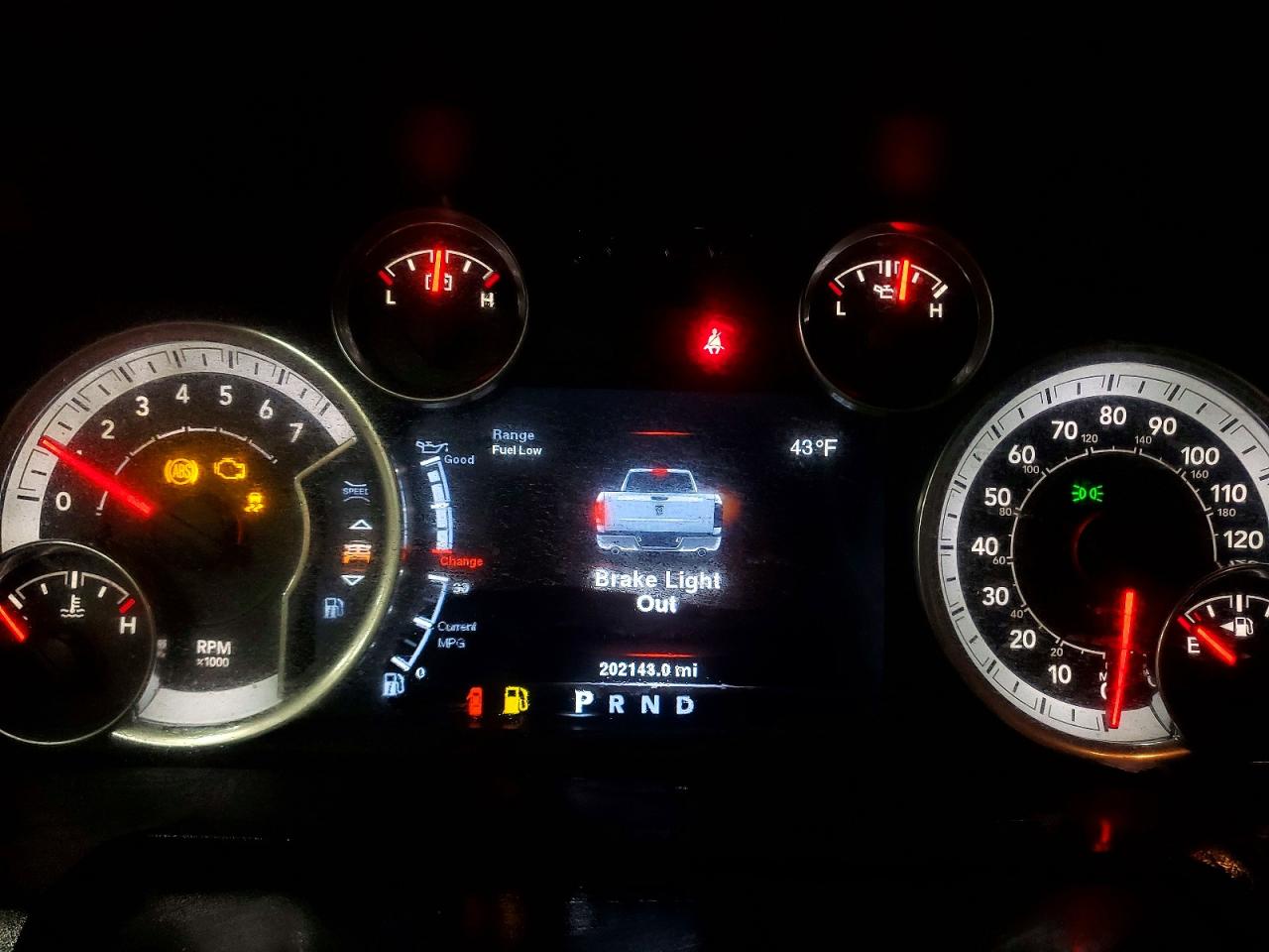 2014 RAM 1500 SLT photo 17