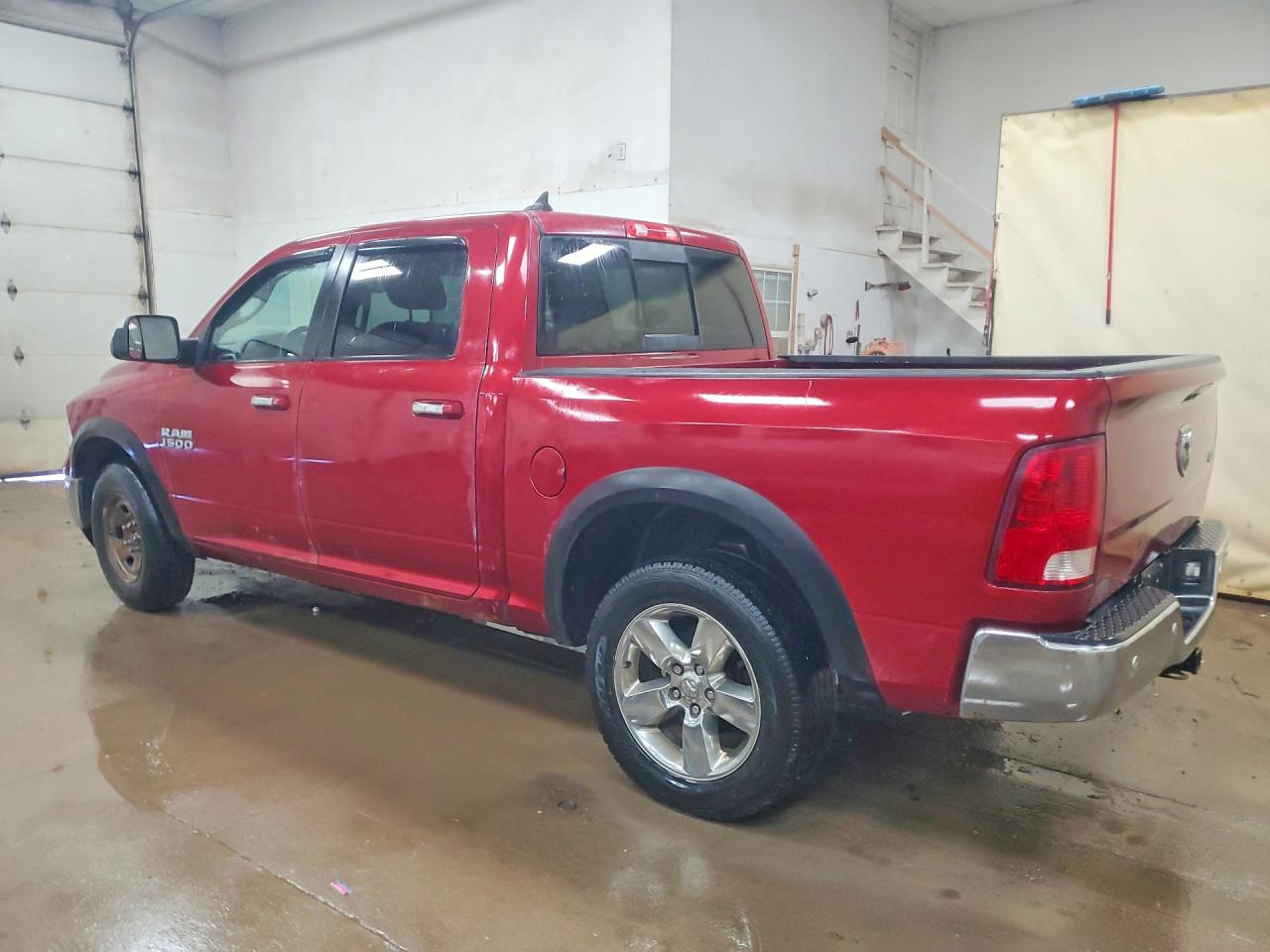 2014 RAM 1500 SLT photo 3