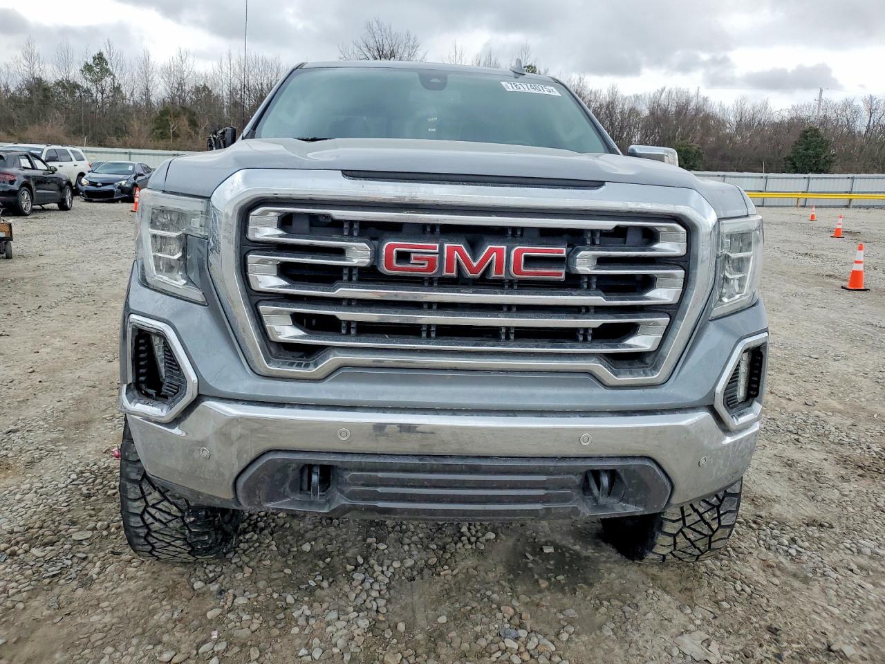 2019 GMC SIERRA K1500 SLT photo 9