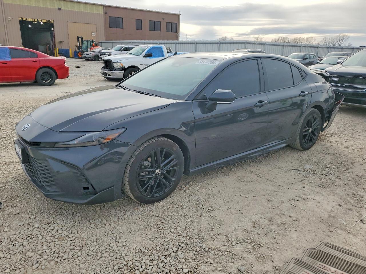 2025 TOYOTA CAMRY
