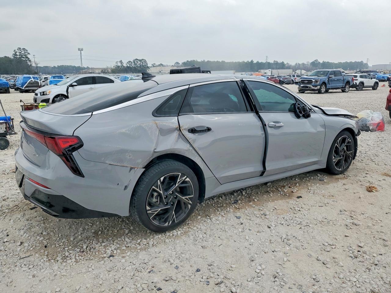 2025 KIA K5 GT-LINE photo 3