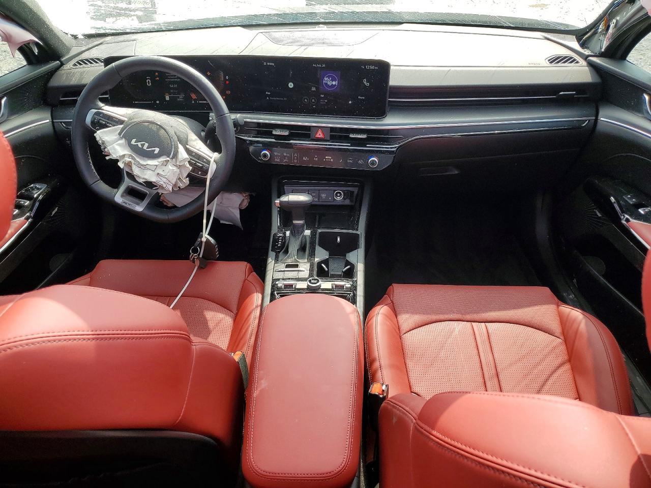 2025 KIA K5 GT-LINE photo 8