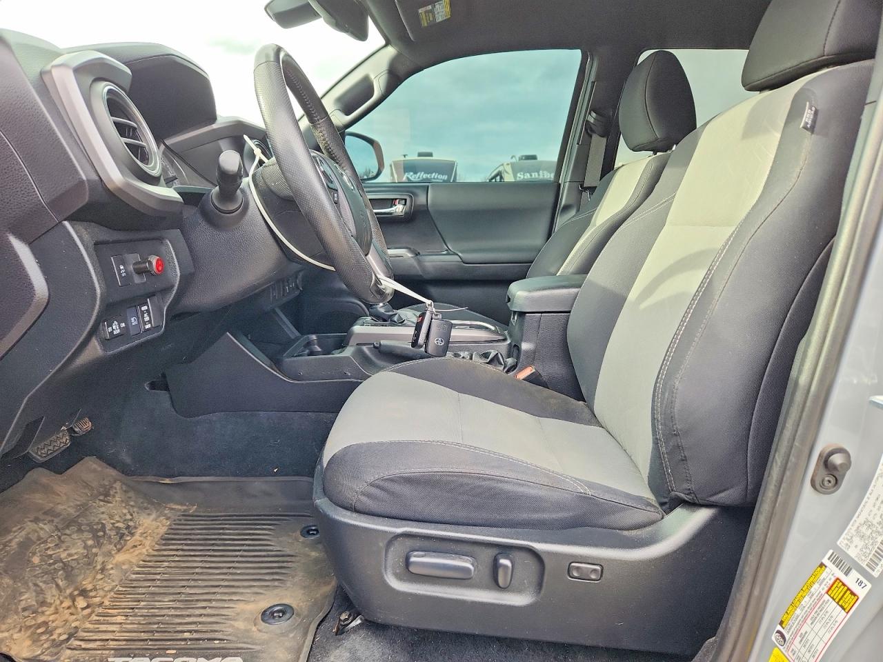 2021 TOYOTA TACOMA DOUBLE CAB photo 13