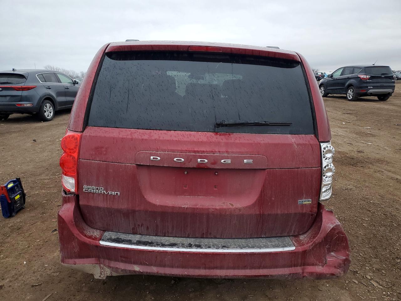 2011 DODGE GRAND CARA photo 6