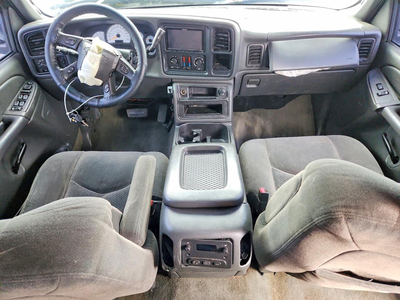 2004 CHEVROLET SILVERADO C1500 photo 15