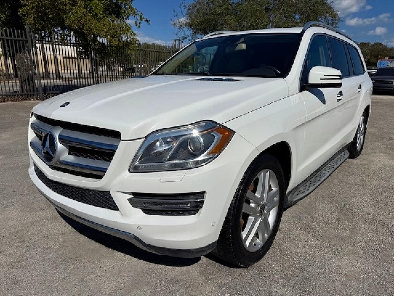 2016 MERCEDES-BENZ GL