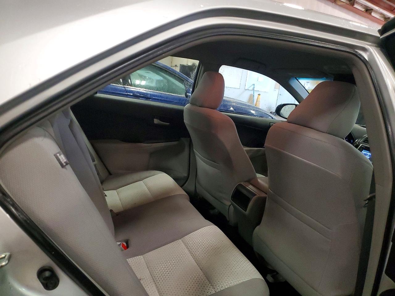 2014 TOYOTA CAMRY LE photo 19