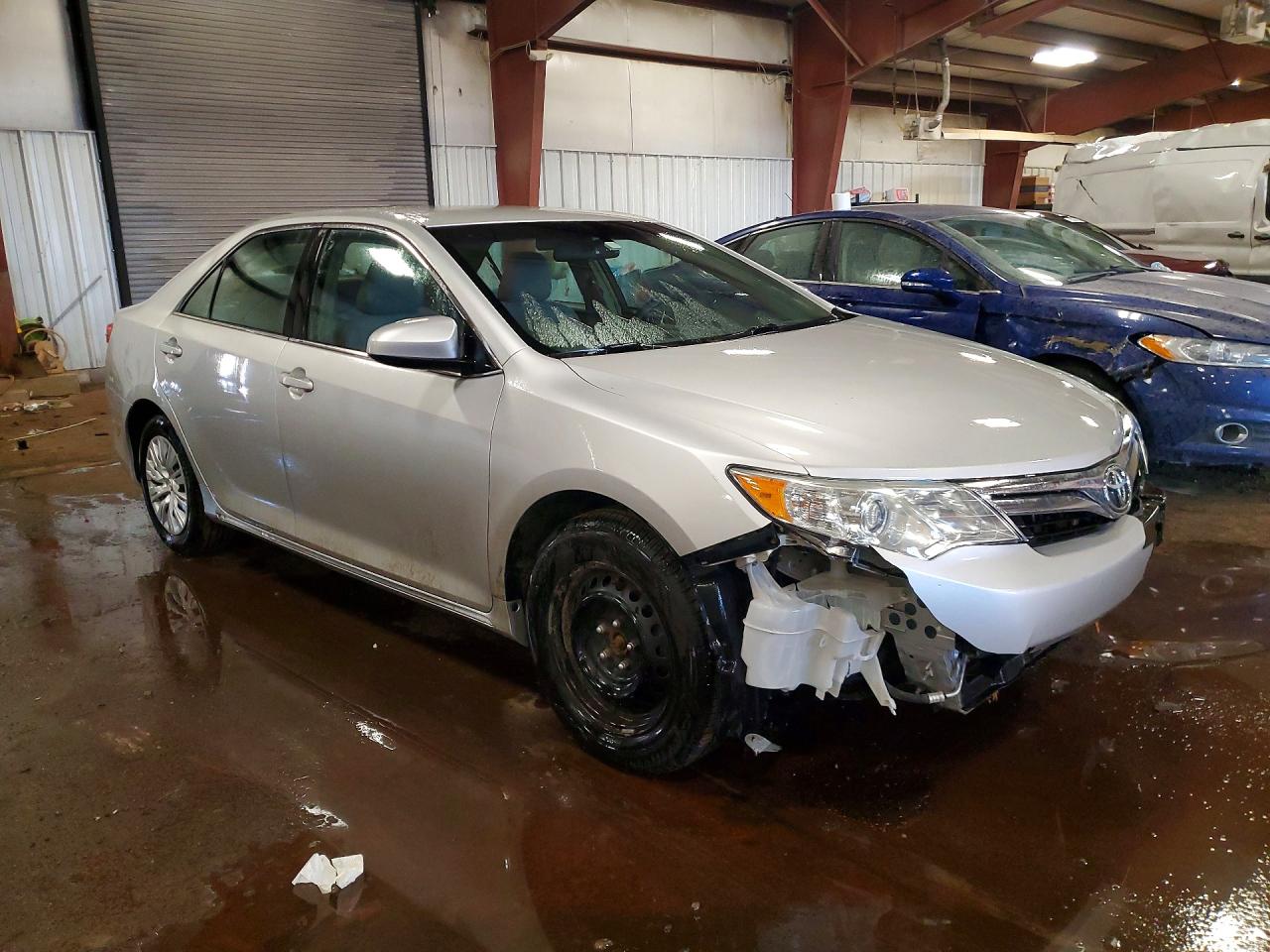 2014 TOYOTA CAMRY LE photo 7