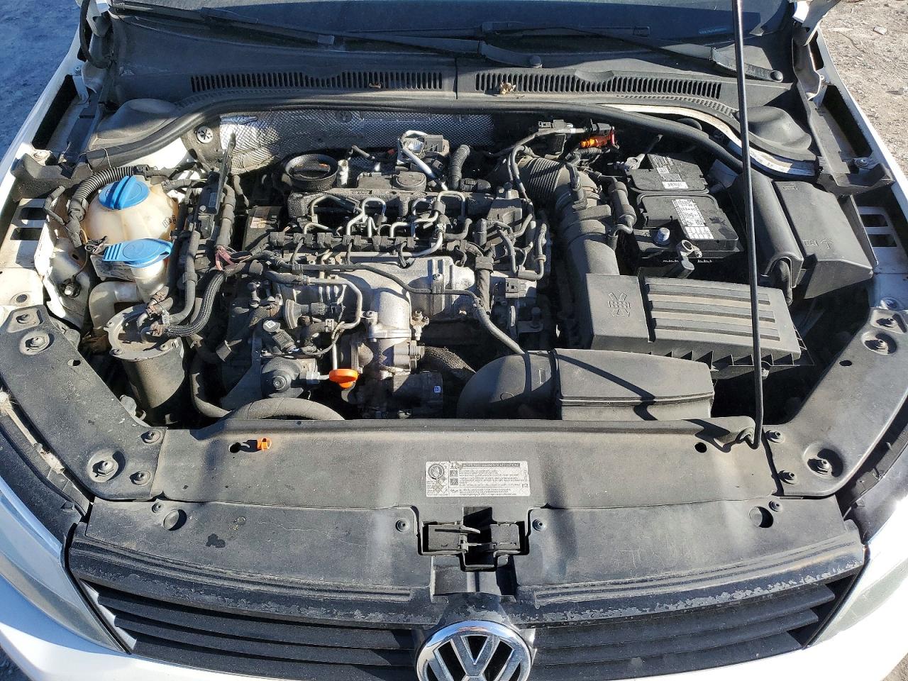 2012 VOLKSWAGEN JETTA TDI photo 21