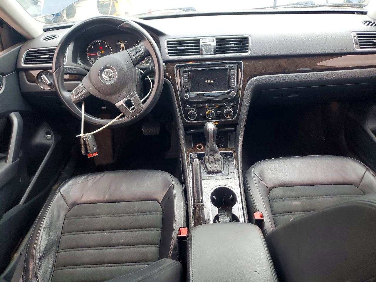 2014 VOLKSWAGEN PASSAT SEL photo 15