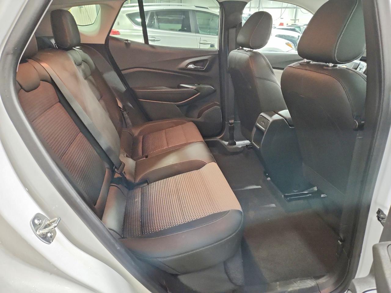 2025 CHEVROLET TRAX 1LT photo 21