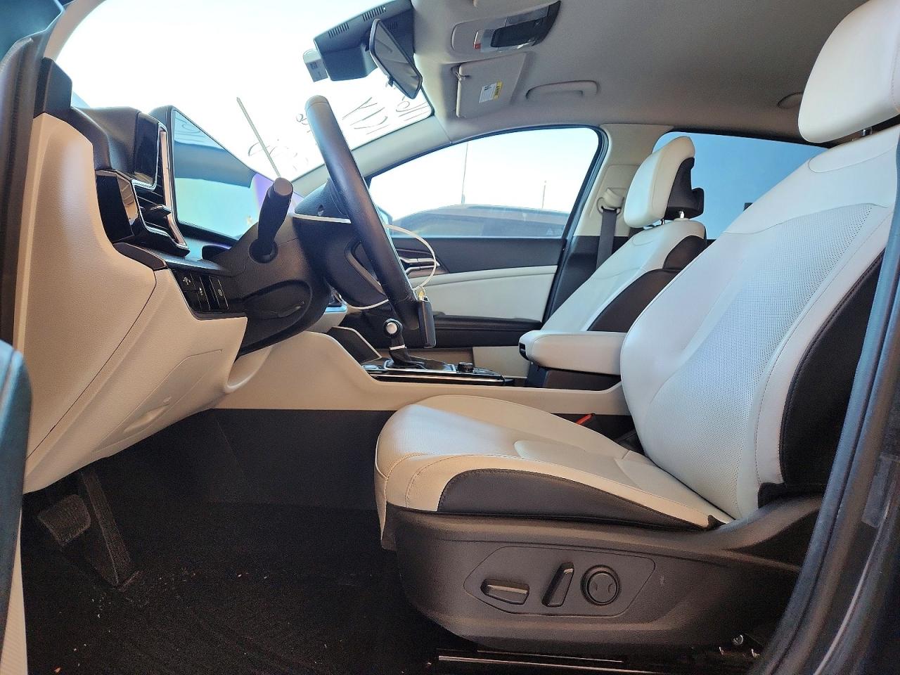 2023 KIA SPORTAGE EX photo 13