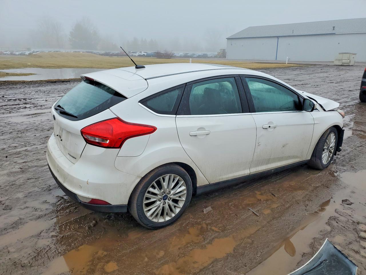 2017 FORD FOCUS TITANIUM photo 3