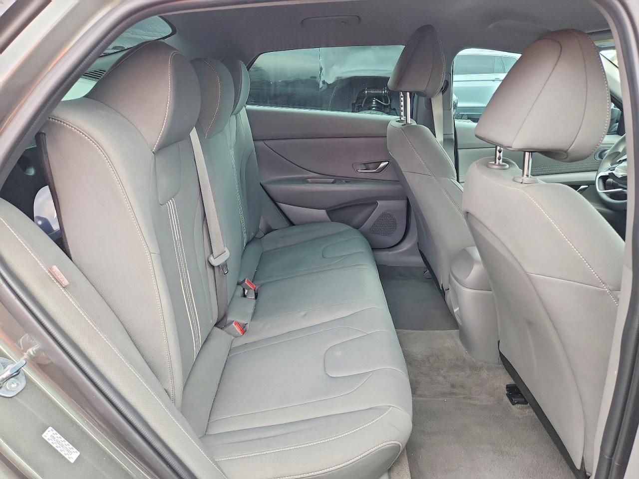 2024 HYUNDAI ELANTRA SEL photo 10