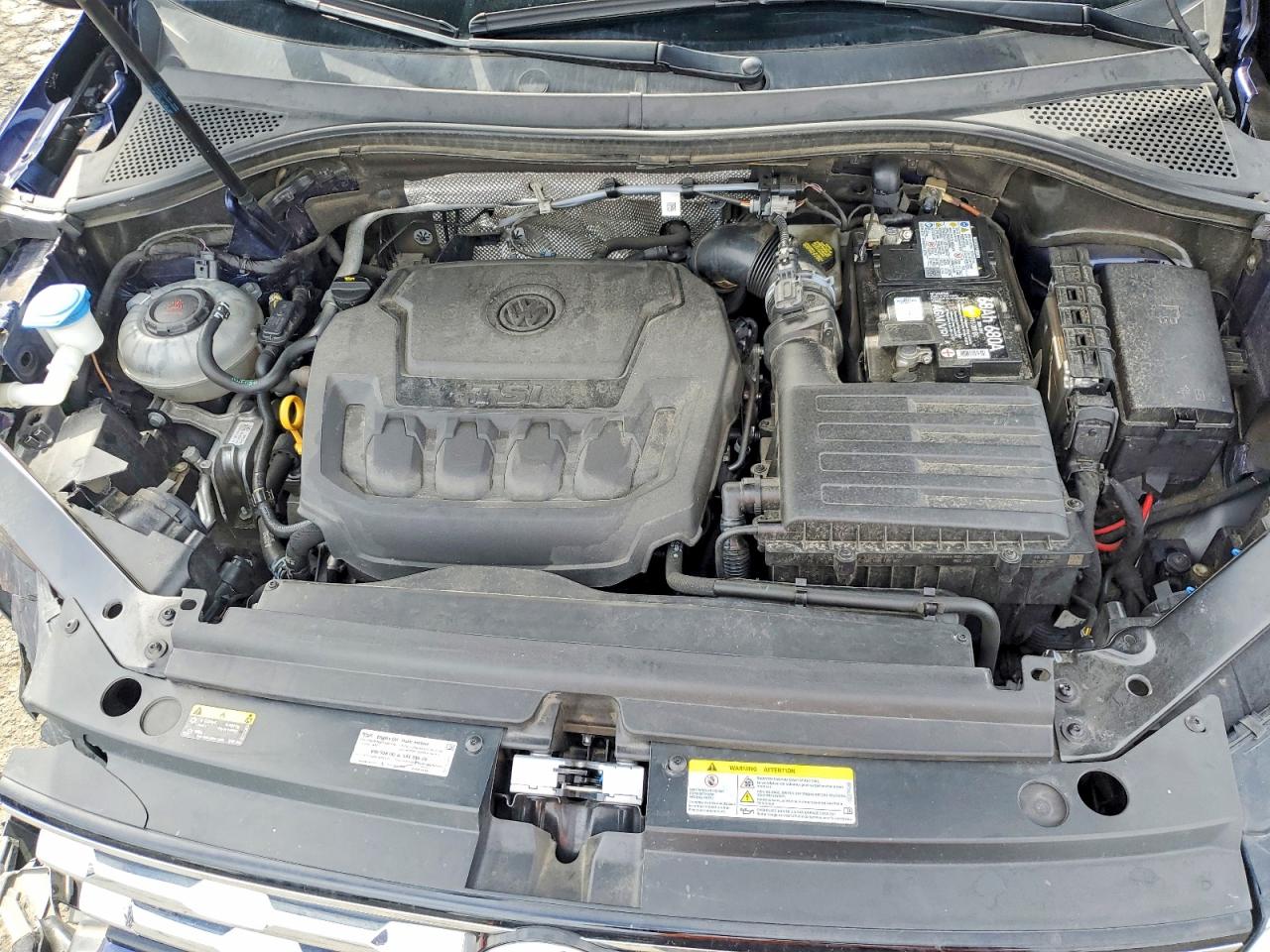 2021 VOLKSWAGEN TIGUAN SE photo 23