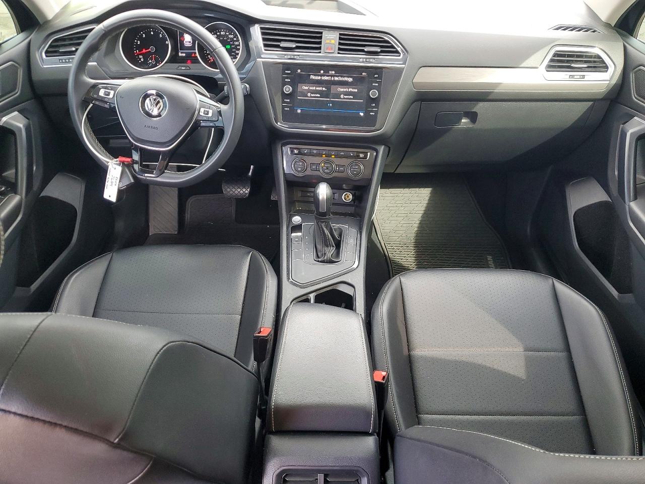 2021 VOLKSWAGEN TIGUAN SE photo 15
