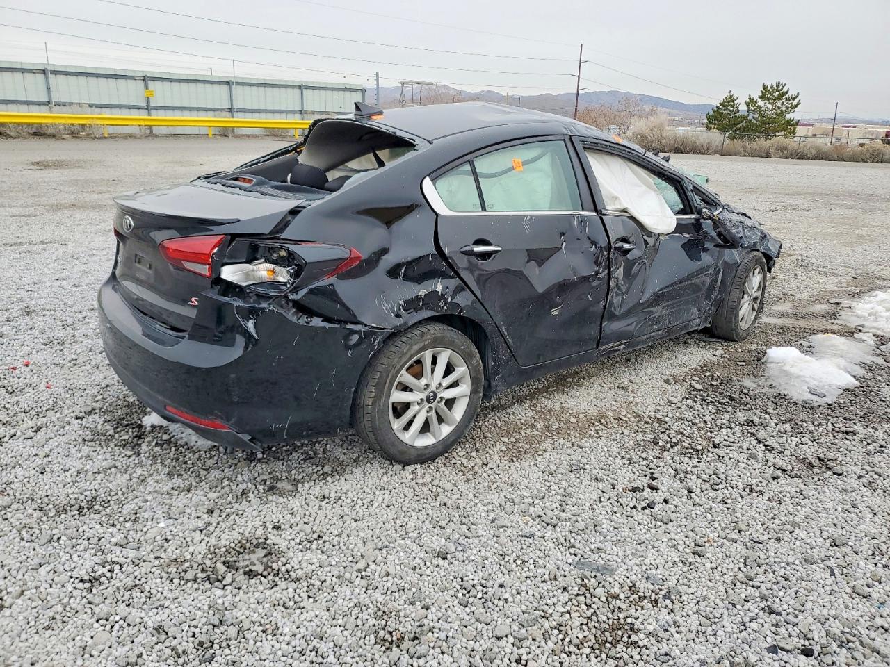 2017 KIA FORTE LX photo 5