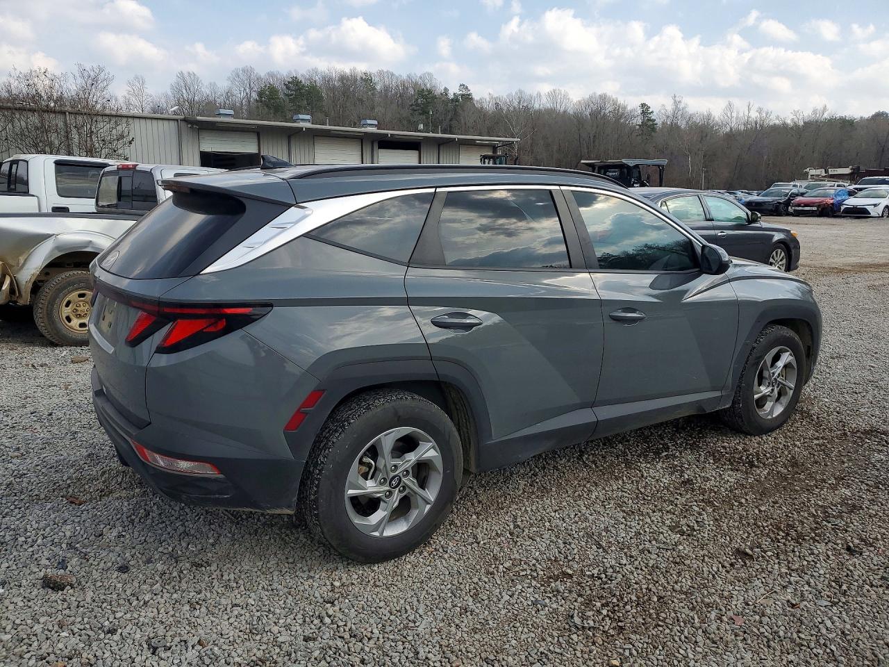 2024 HYUNDAI TUCSON SEL photo 5