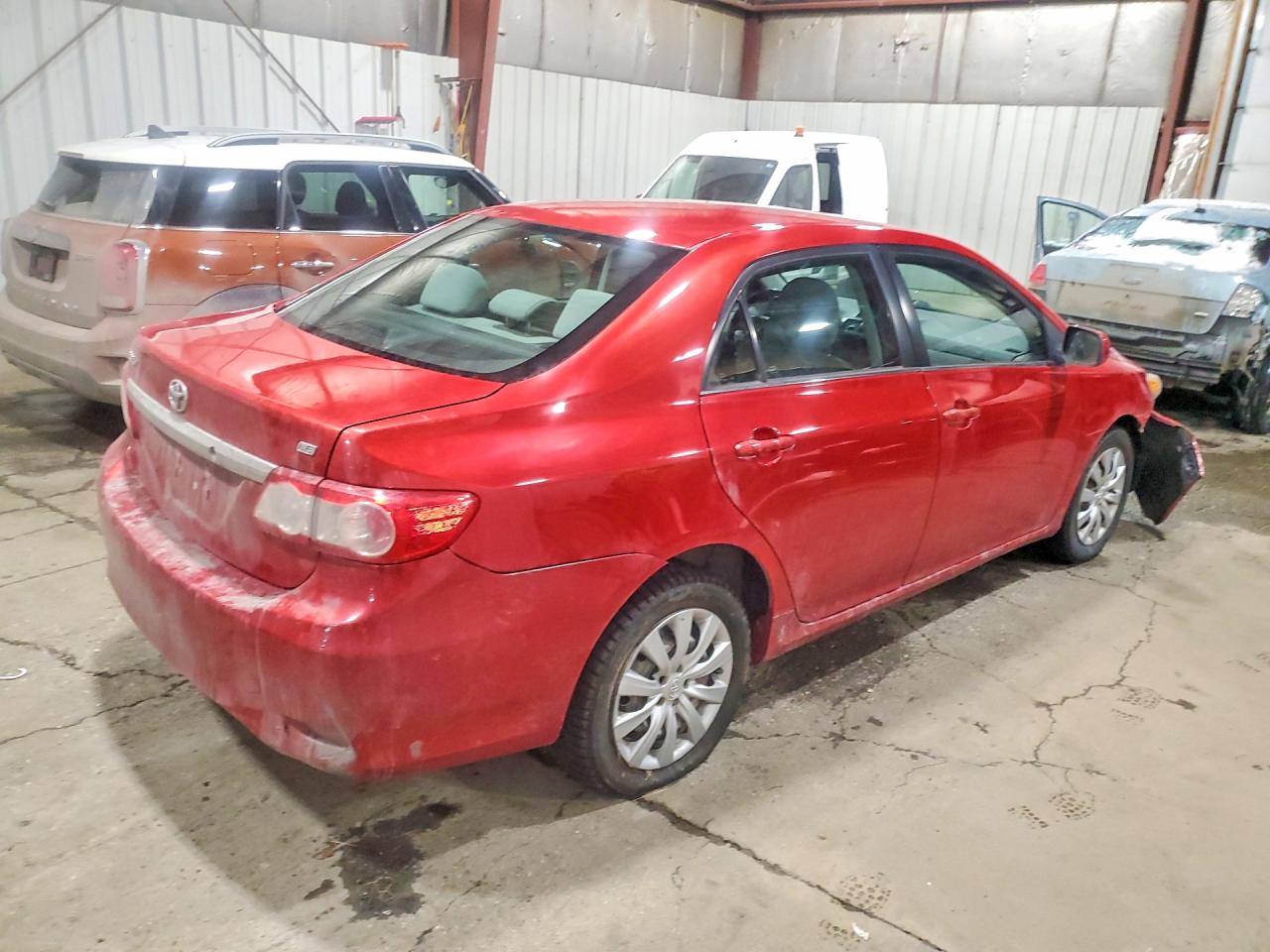 2013 TOYOTA COROLLA BASE photo 3