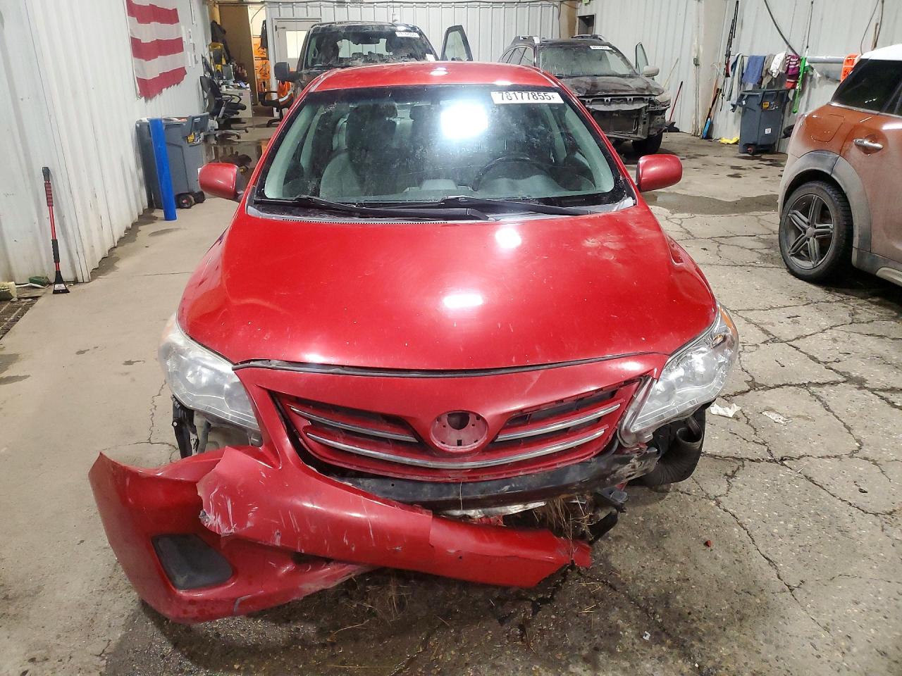 2013 TOYOTA COROLLA BASE photo 5