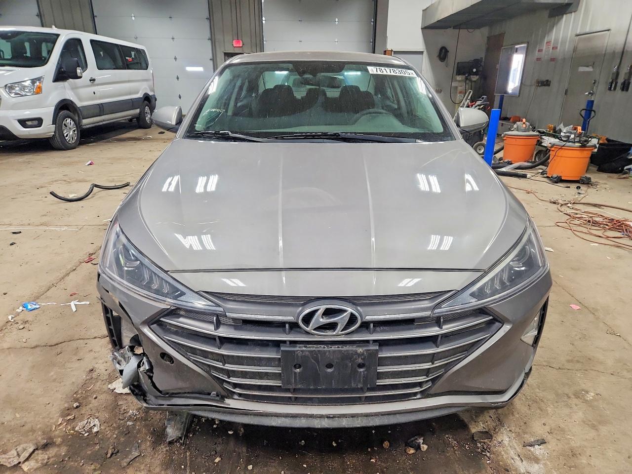 2020 HYUNDAI ELANTRA SE photo 9