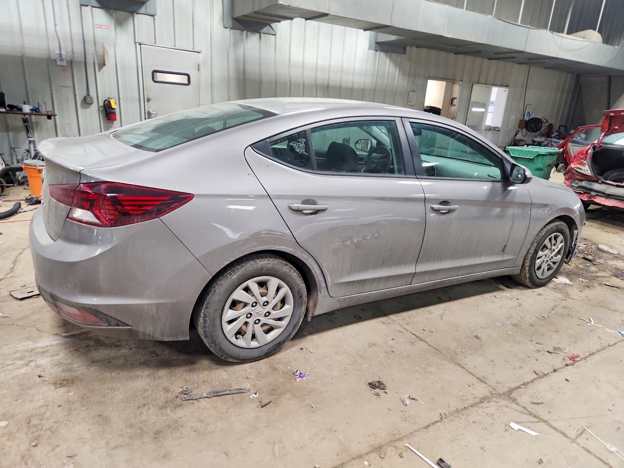 2020 HYUNDAI ELANTRA SE photo 5