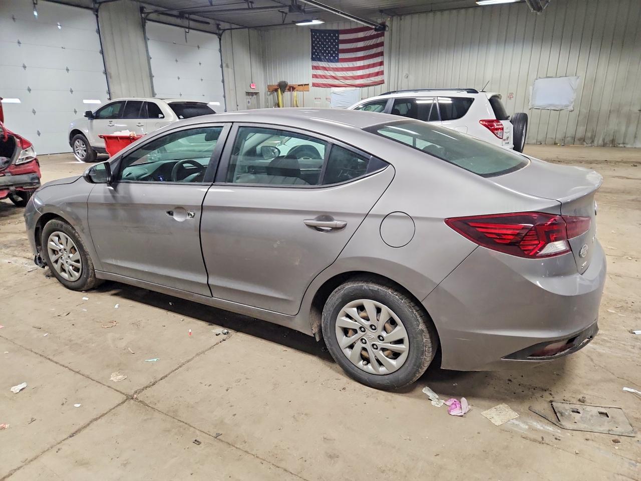 2020 HYUNDAI ELANTRA SE photo 3