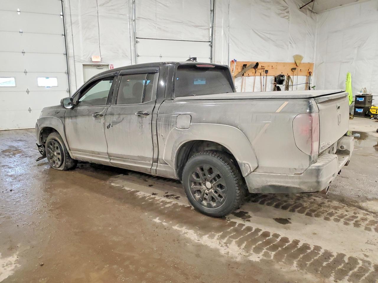 2021 HONDA RIDGELINE SPORT photo 2
