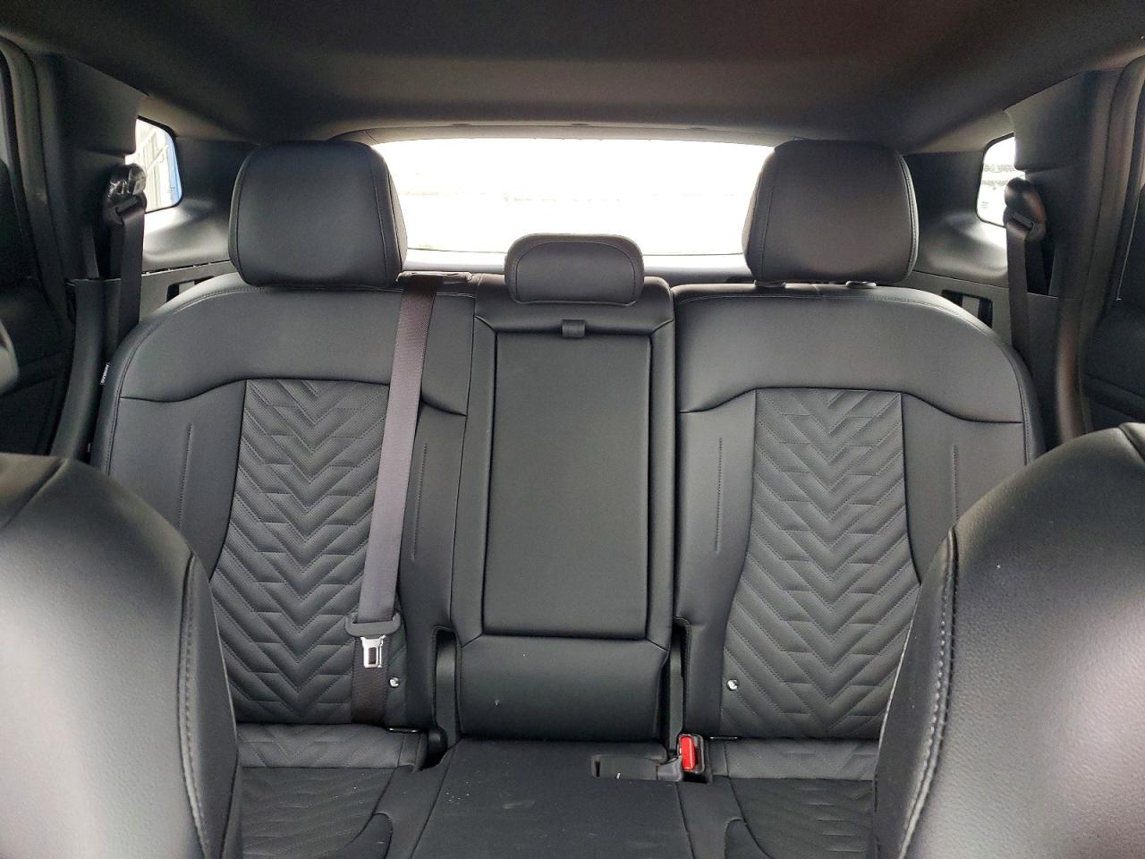 2026 KIA SPORTAGE EX photo 10
