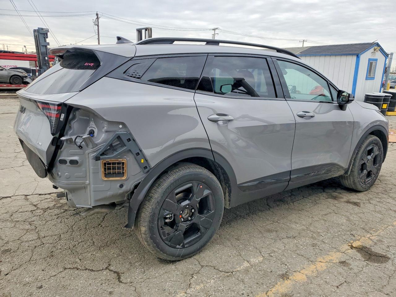 2026 KIA SPORTAGE EX photo 3