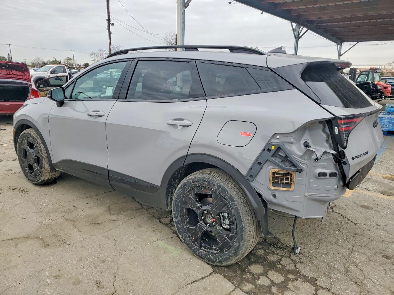 2026 KIA SPORTAGE EX photo 2