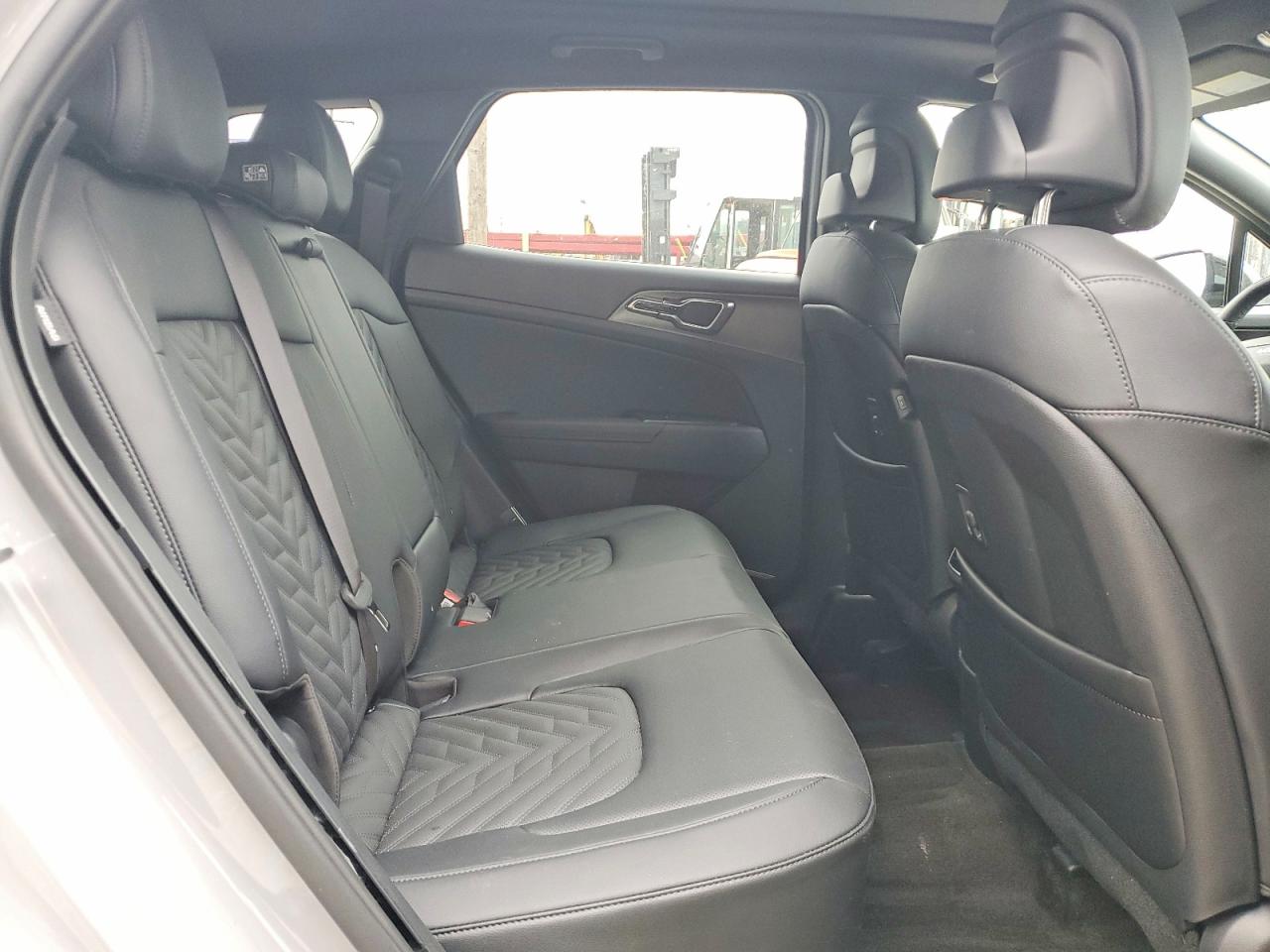 2026 KIA SPORTAGE EX photo 11