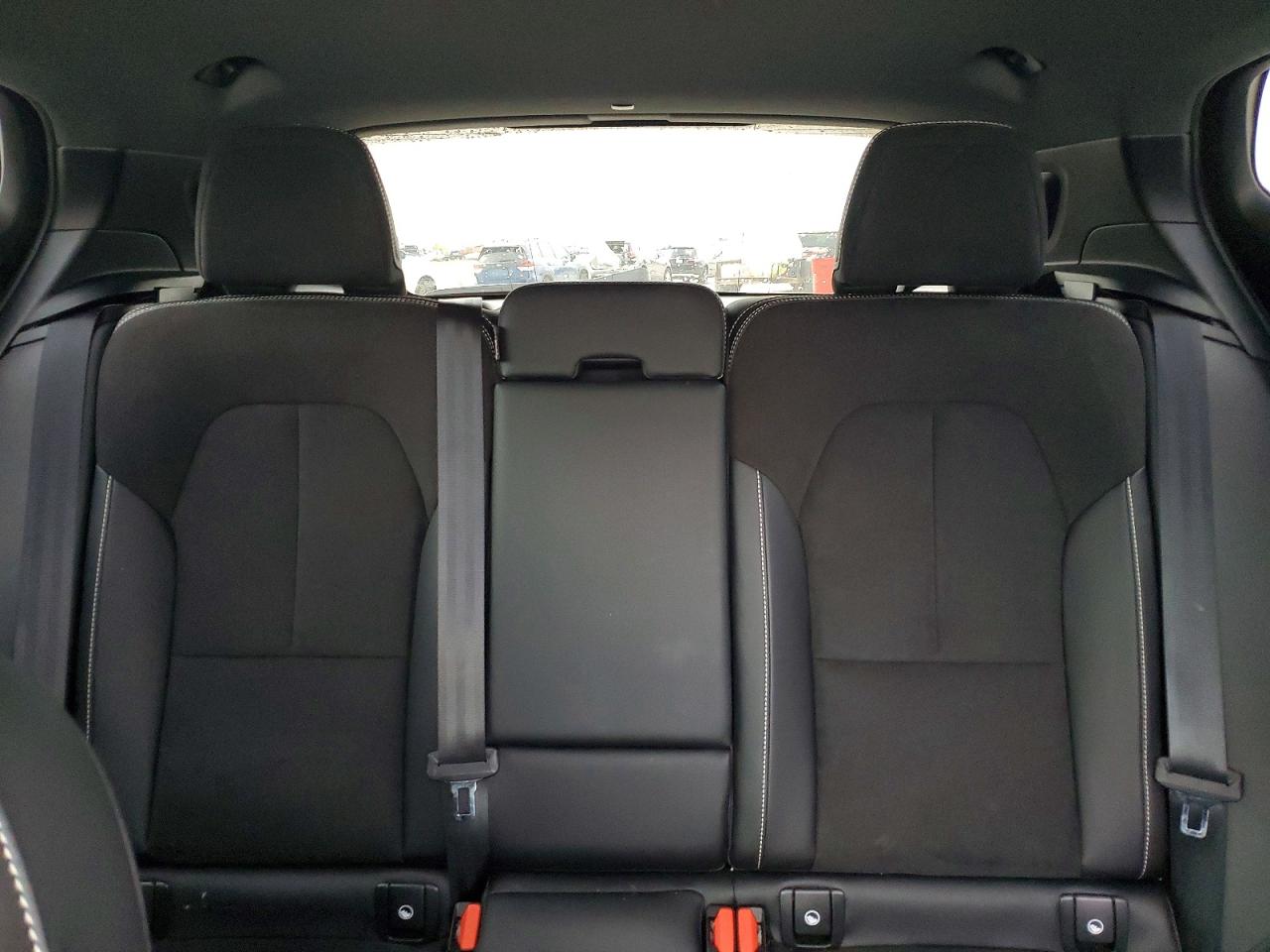 2021 VOLVO XC40 T5 R-DESIGN photo 10