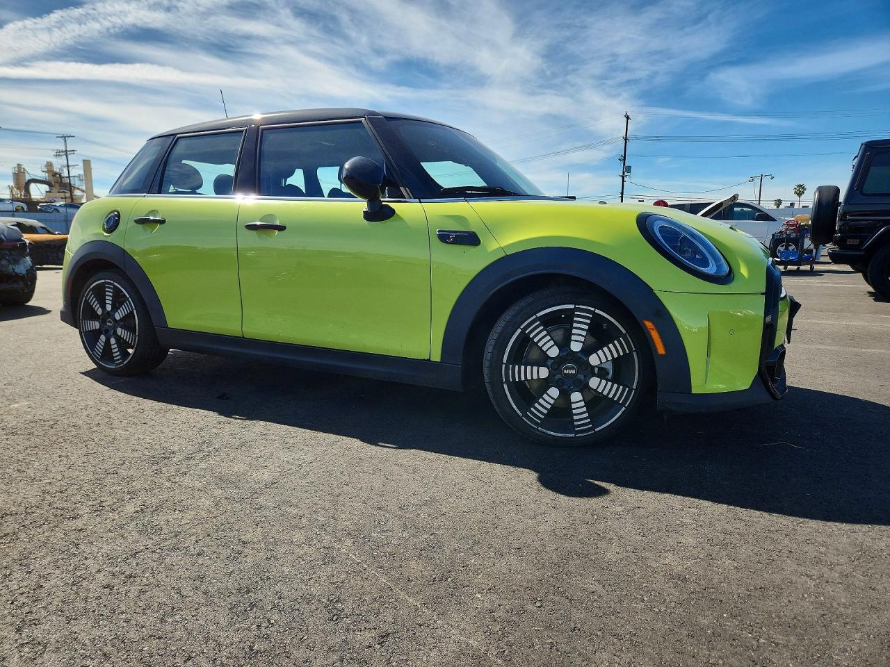 2023 MINI COOPER S photo 10