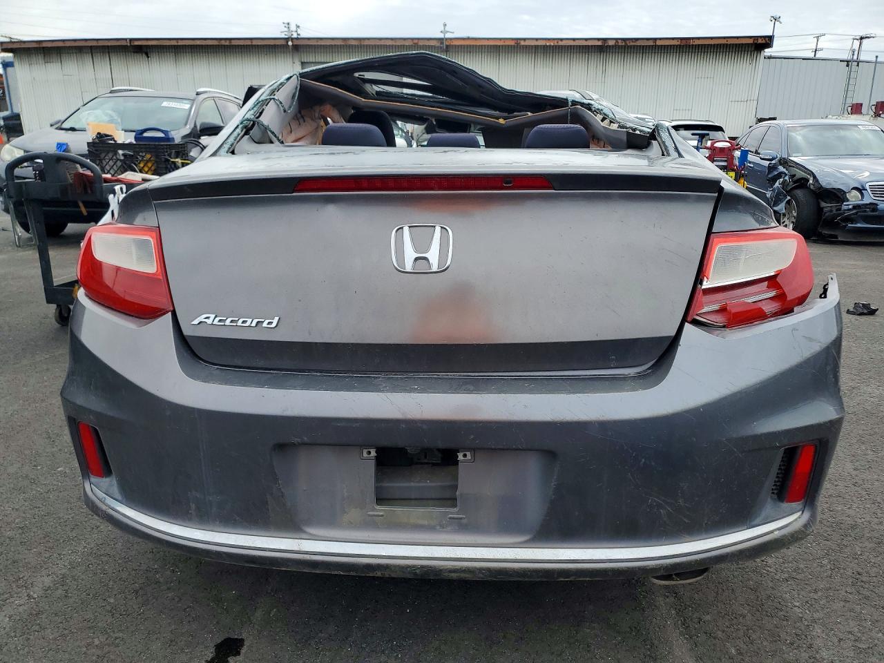 2013 HONDA ACCORD EX photo 21