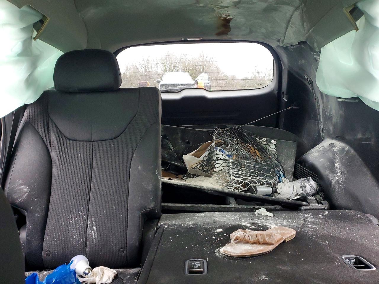 2019 HYUNDAI SANTA FE SE 2.4L photo 10
