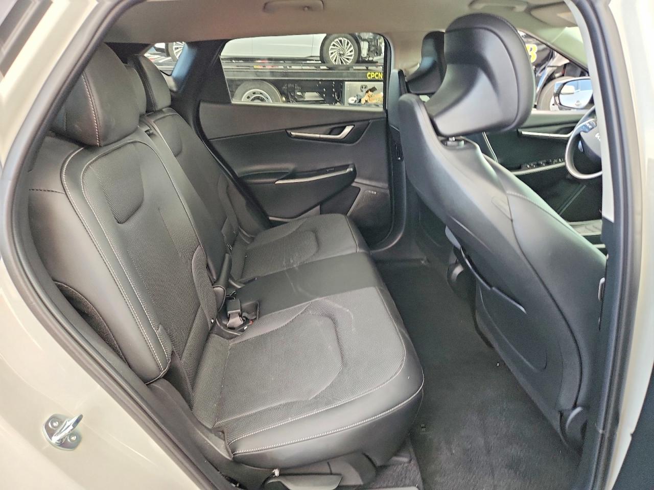 2024 KIA EV6 photo 19