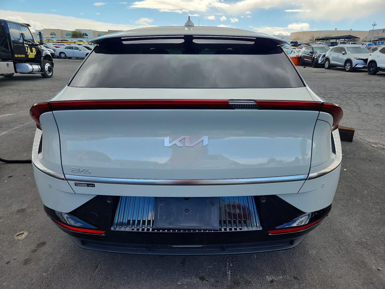 2024 KIA EV6 photo 11