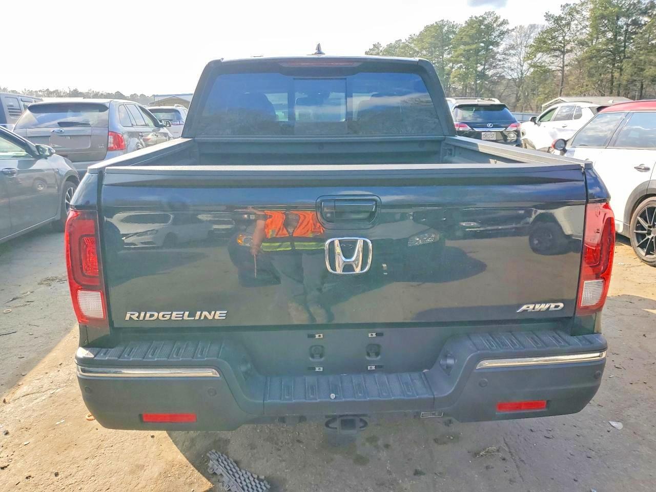2020 HONDA RIDGELINE RTL photo 11