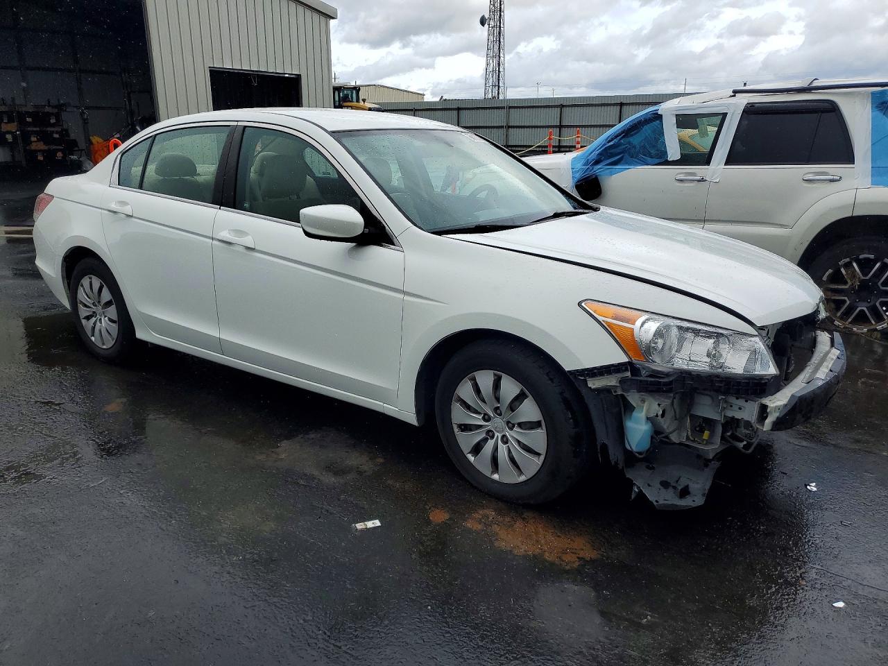 2012 HONDA ACCORD LX photo 10