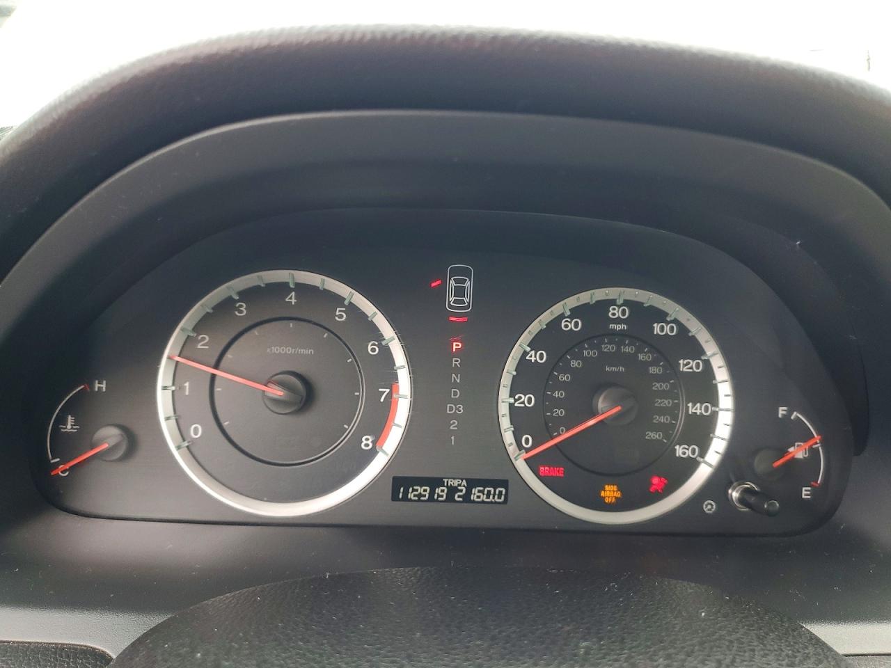 2012 HONDA ACCORD LX photo 25