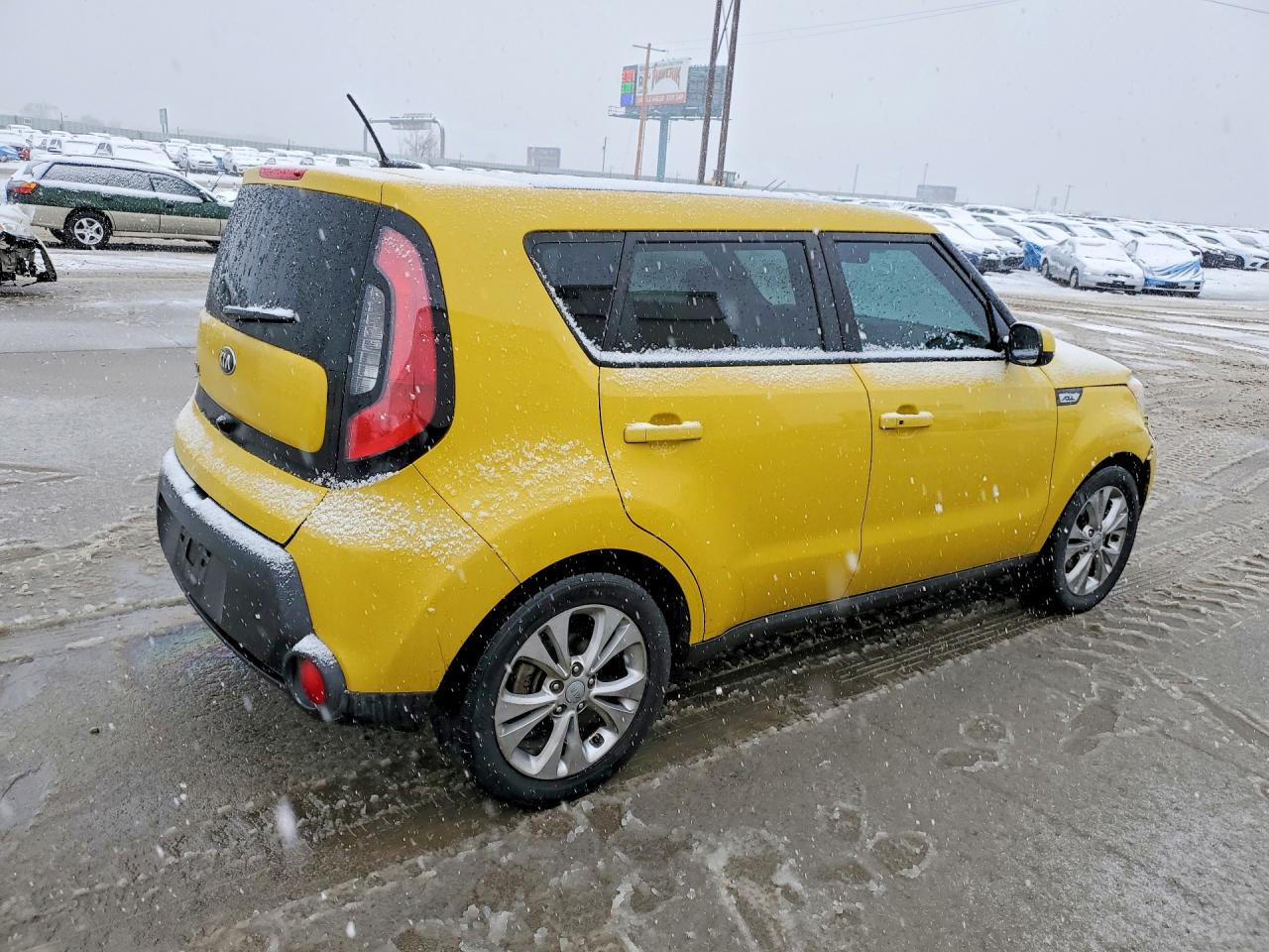 2015 KIA SOUL + photo 3