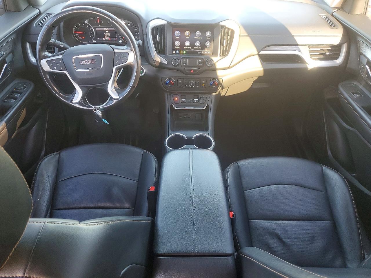2020 GMC TERRAIN SLT photo 22