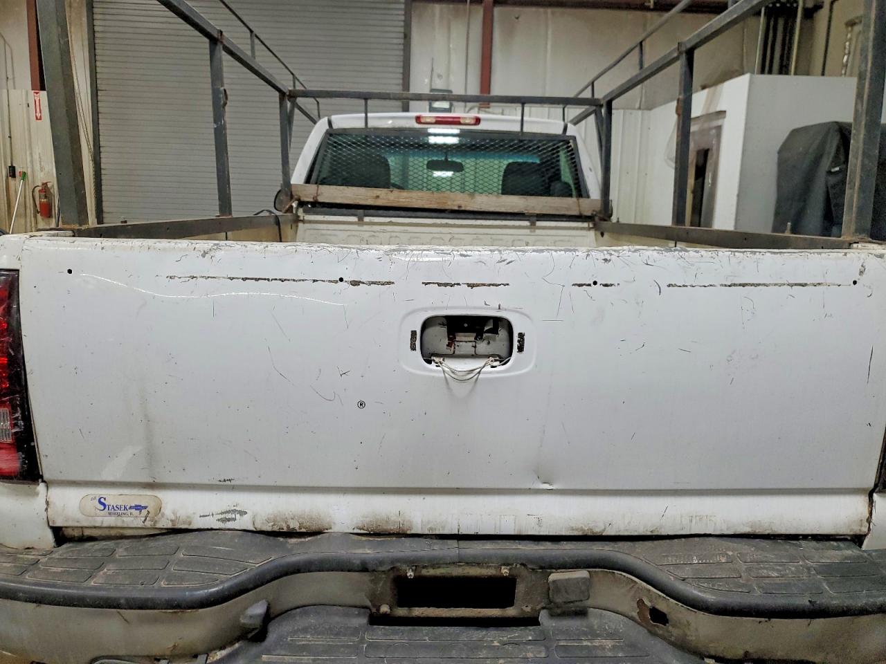 2005 CHEVROLET SILVERADO C1500 photo 19