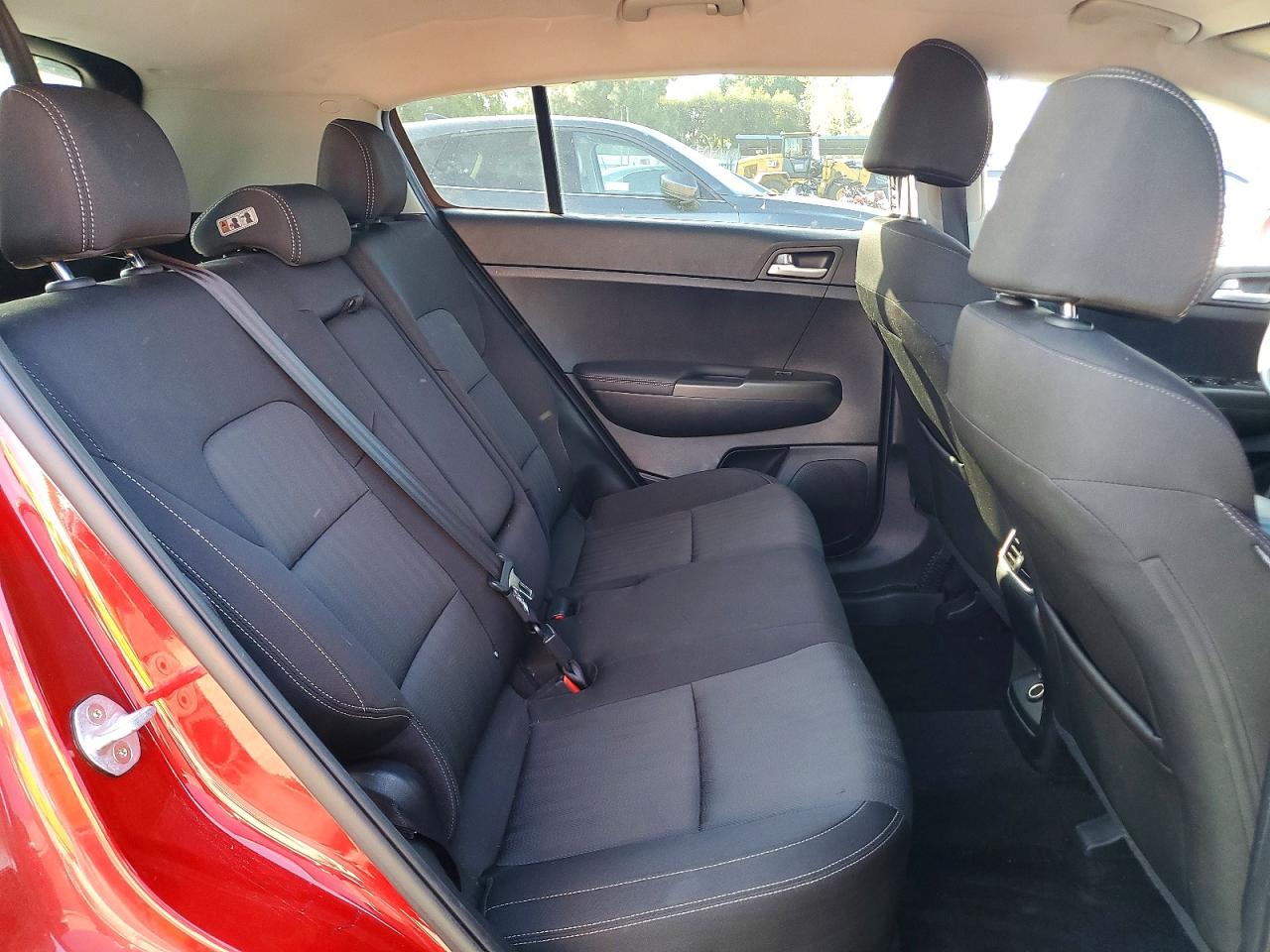 2020 KIA SPORTAGE LX photo 31