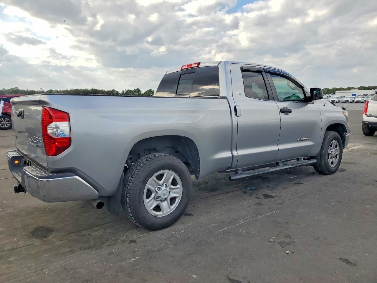 2018 TOYOTA TUNDRA DOUBLE CAB SR photo 7