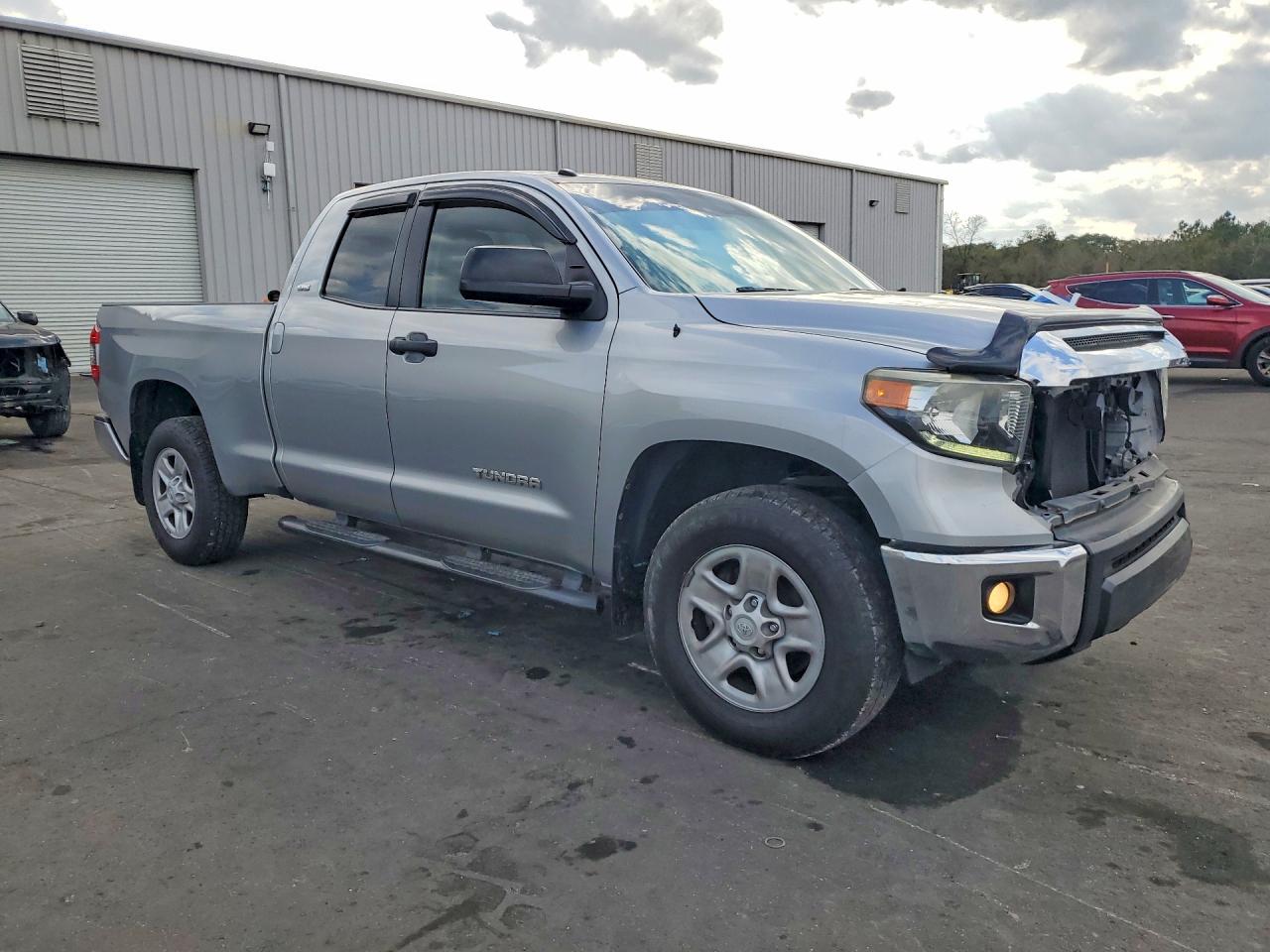 2018 TOYOTA TUNDRA DOUBLE CAB SR photo 10